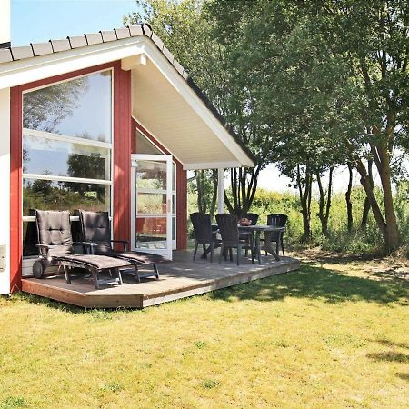Three-Bedroom Holiday Home In Grossenbrode 1 Екстер'єр фото