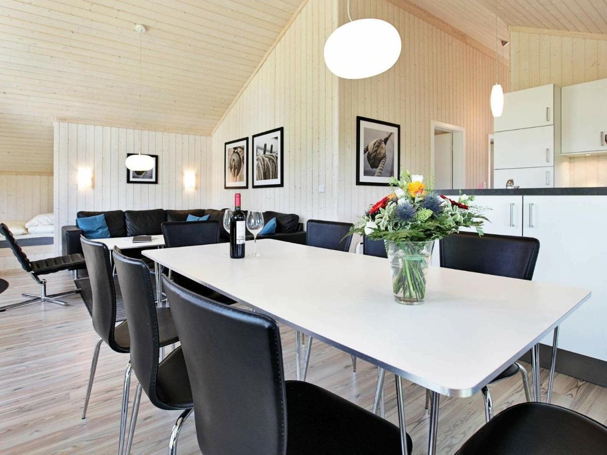 Three-Bedroom Holiday Home In Grossenbrode 1 Екстер'єр фото